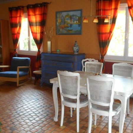 La Poiriere Bed and Breakfast Chemellier Eksteriør billede